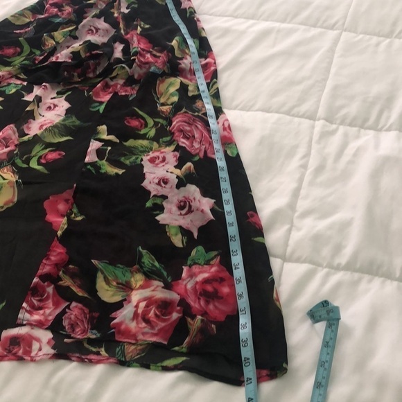 Let Them Eat Cake floral & black short skirt - Picture 7 of 9